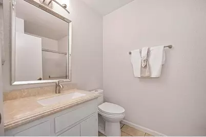 7309 Sunleaf Ln, Sacramento, CA 95828 - Photo 16