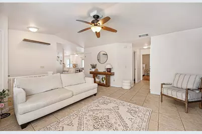 7309 Sunleaf Ln, Sacramento, CA 95828 - Photo 2