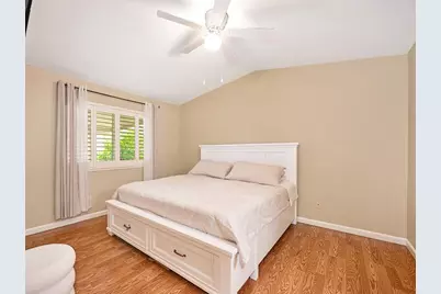 7309 Sunleaf Ln, Sacramento, CA 95828 - Photo 20
