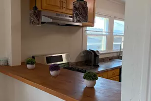 1049 104th Ave, Oakland, CA 95355 - Photo 14