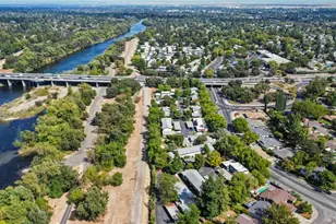 8605 La Riviera Dr, Sacramento, CA 95826 - Photo 34