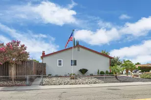 1900 Alegre Dr, Tracy, CA 95376 - Photo 2