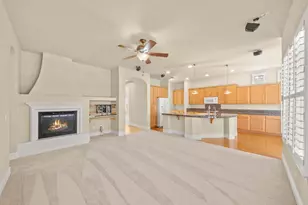 6384 Park Village St, Sacramento, CA 95822 - Photo 10