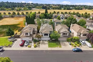 2810 Isle St, Rocklin, CA 95765 - Photo 32