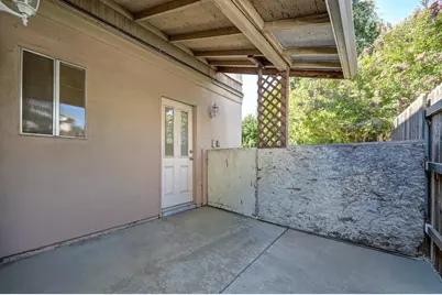 8975 Lanier Way, Sacramento, CA 95826 - Photo 30