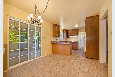 8975 Lanier Way, Sacramento, CA 95826 - Photo 12
