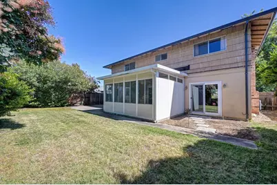 8975 Lanier Way, Sacramento, CA 95826 - Photo 34