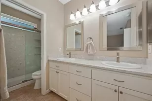 9281 Spilsby Ct, Sacramento, CA 95829 - Photo 16