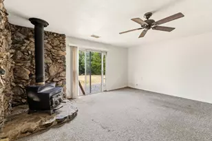 12101 Pye Ln, Auburn, CA 95602 - Photo 4