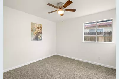 4359 W Cardiff Avenue, Fresno, CA 93722 - Photo 14