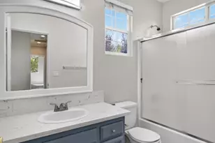 5325 Dunlay Dr, Sacramento, CA 95835 - Photo 28