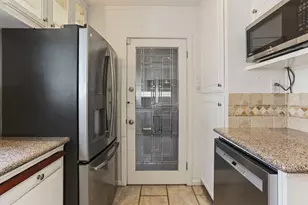 21 W Arcade St, Stockton, CA 95204 - Photo 14