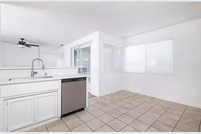 2809 Gibson View Way, Antelope, CA 95843 - Photo 6