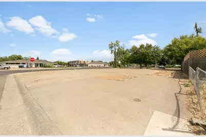 2724 Zinfandel Drive, Rancho Cordova, CA 95670 - Photo 6