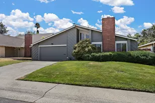 7171 Woodmore Oaks Dr, Citrus Heights, CA 95610 - Photo 4