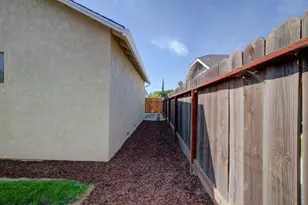 785 Fullerton Dr, Turlock, CA 95382 - Photo 30