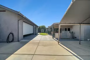 2248 September Dr, Modesto, CA 95355 - Photo 32