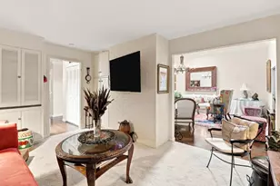 1018 Commons Dr, Sacramento, CA 95825 - Photo 16