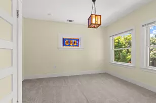 1911 20th St, Sacramento, CA 95811 - Photo 34