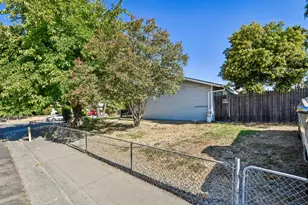 3800 Wrigley Cir, North Highlands, CA 95660 - Photo 18