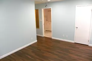 8709 Los Encantos Cir, Elk Grove, CA 95624 - Photo 18