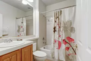 2272 Ryedale Ln, Sacramento, CA 95835 - Photo 8
