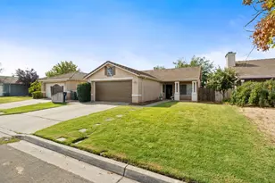 5649 W Norwich Ave, Fresno, CA 93722 - Photo 1
