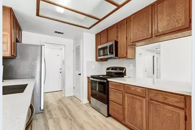 5112 Laguna Park Drive, Elk Grove, CA 95758 - Photo 20