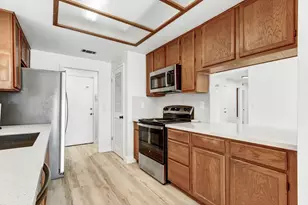 5112 Laguna Park Dr, Elk Grove, CA 95758 - Photo 20