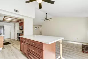 5112 Laguna Park Dr, Elk Grove, CA 95758 - Photo 12
