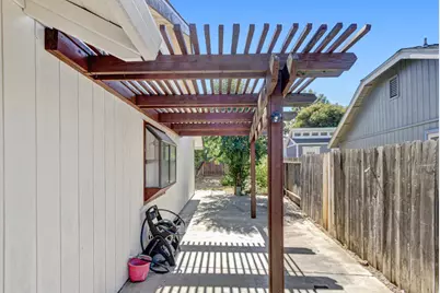 5112 Laguna Park Drive, Elk Grove, CA 95758 - Photo 42