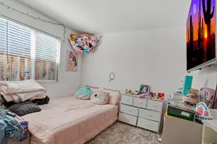 214 Shadywood Ave, Lathrop, CA 95330 - Photo 14