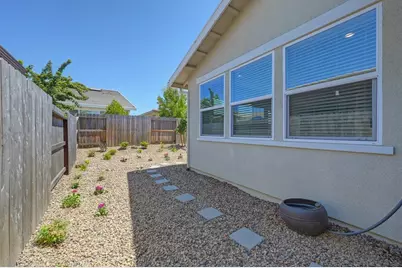 7024 Starburst Lane, Roseville, CA 95747 - Photo 46