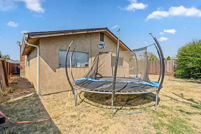 1122 Sapphire Way, Manteca, CA 95336 - Photo 26