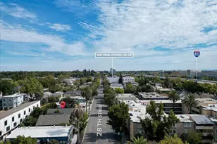 2022 28th St, Sacramento, CA 95818 - Photo 46