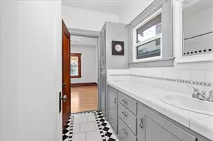 2022 28th St, Sacramento, CA 95818 - Photo 26