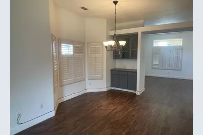 549 Victory Avenue, Manteca, CA 95336 - Photo 2