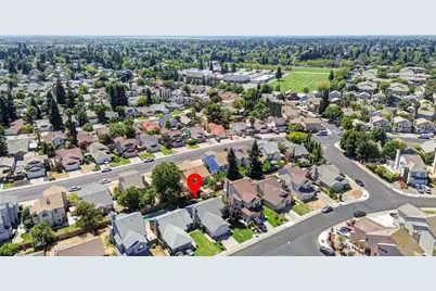 7850 Bonny Downs Way, Elk Grove, CA 95758 - Photo 44