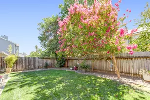7850 Bonny Downs Way, Elk Grove, CA 95758 - Photo 36