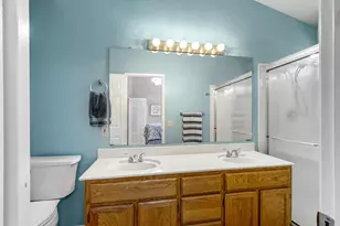 7850 Bonny Downs Way, Elk Grove, CA 95758 - Photo 22