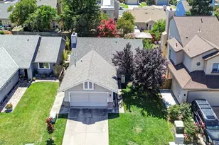 7850 Bonny Downs Way, Elk Grove, CA 95758 - Photo 42