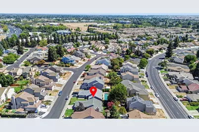 7850 Bonny Downs Way, Elk Grove, CA 95758 - Photo 46