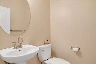 6617 Lake Tulloch Pl, Copperopolis, CA 95228 - Photo 16