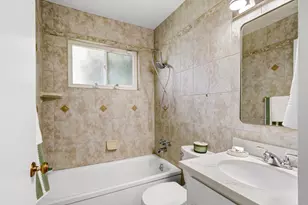 9049 Rosewood Dr, Sacramento, CA 95826 - Photo 24