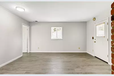 9049 Rosewood Drive, Sacramento, CA 95826 - Photo 18