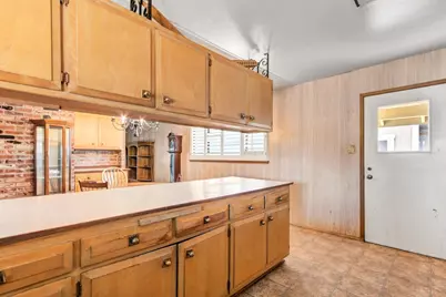 3327 Eisenhower Drive, Sacramento, CA 95826 - Photo 16