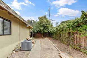 3327 Eisenhower Dr, Sacramento, CA 95826 - Photo 30
