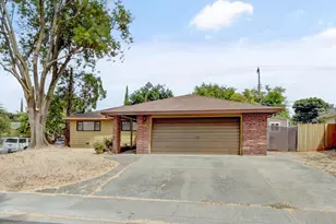 3327 Eisenhower Dr, Sacramento, CA 95826 - Photo 36