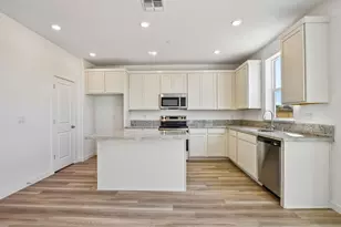 5041 Rain Shadow Way, Roseville, CA 95747 - Photo 2