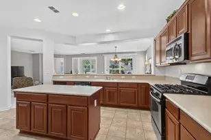 2262 Walden View Ln, Lincoln, CA 95648 - Photo 12